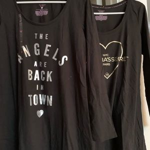 Two VS Sleep Shirts NWT size M 🖤🖤
